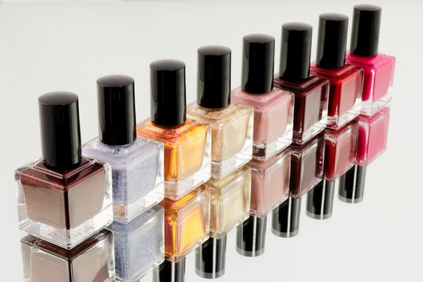manicure-870857_960_720-600x400