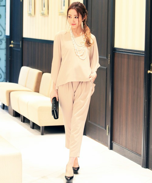 出典:DRESS
