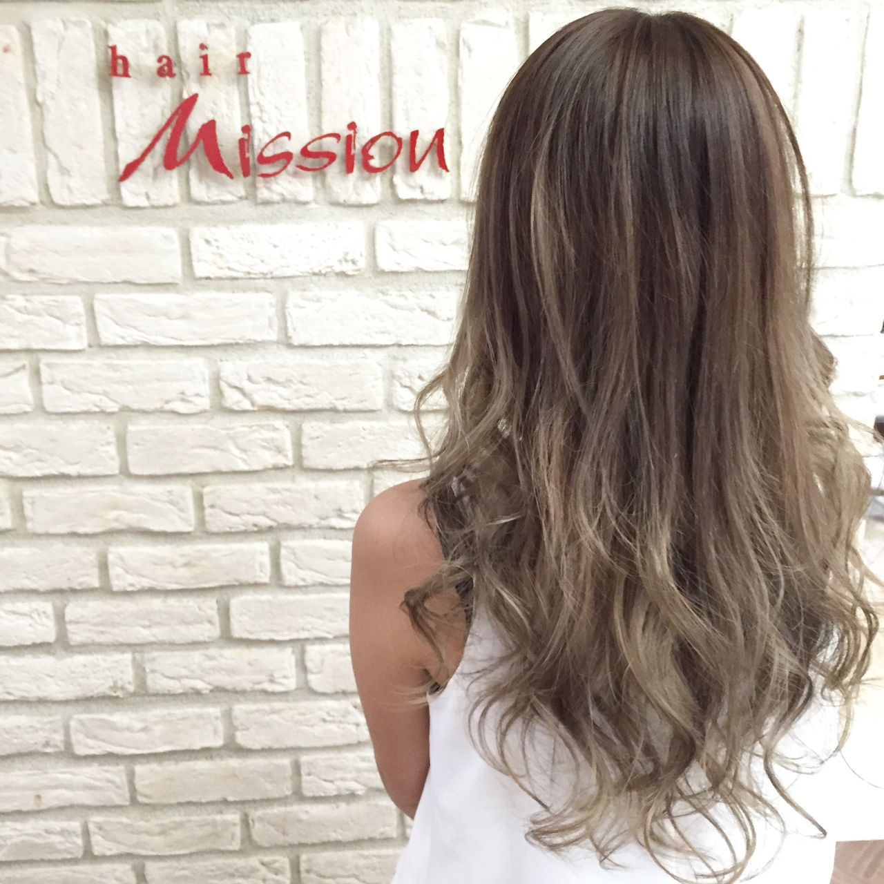 ロング グラデーションカラーで最強のモテヘアの法則完成 Hair
