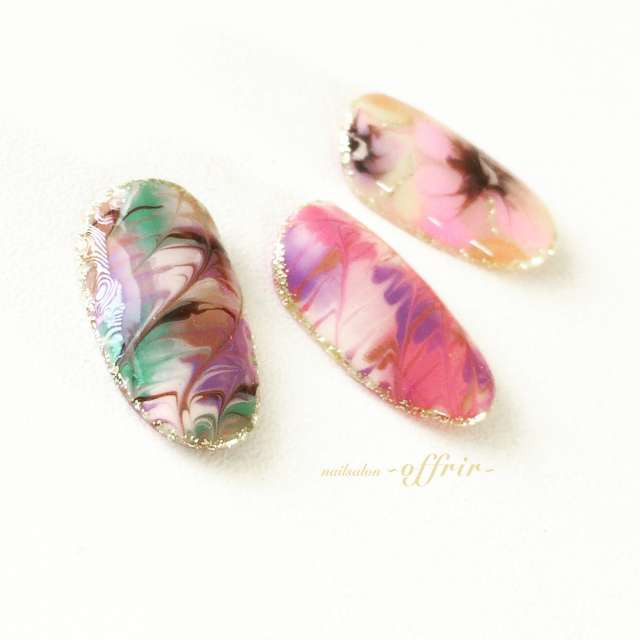 出典:nailsalon~offrir~