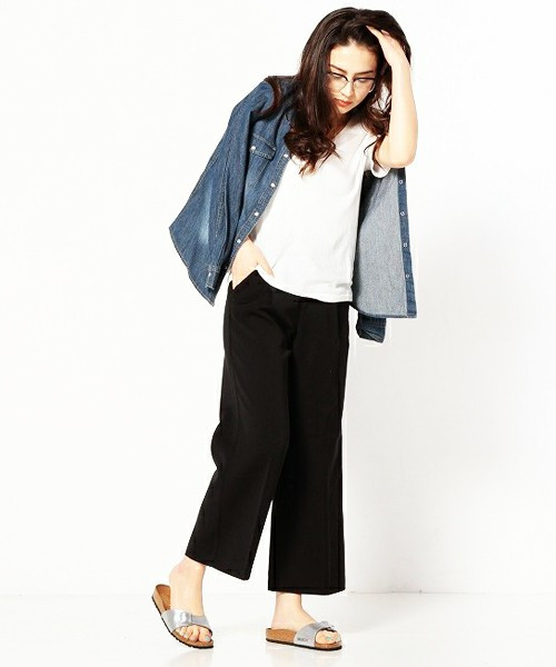 出典:BIRKENSTOCK