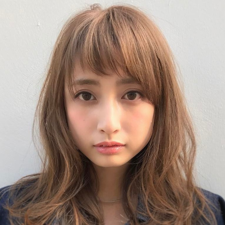 おフェロメイクのポイント知ってる 正解はのぼせたようなほてりチーク Hair