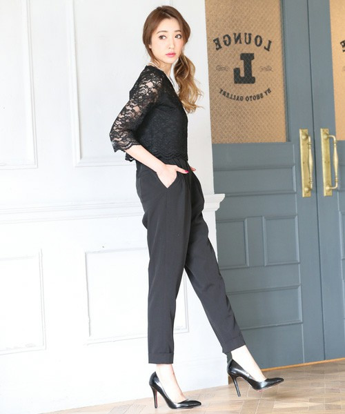 出典:DRESS