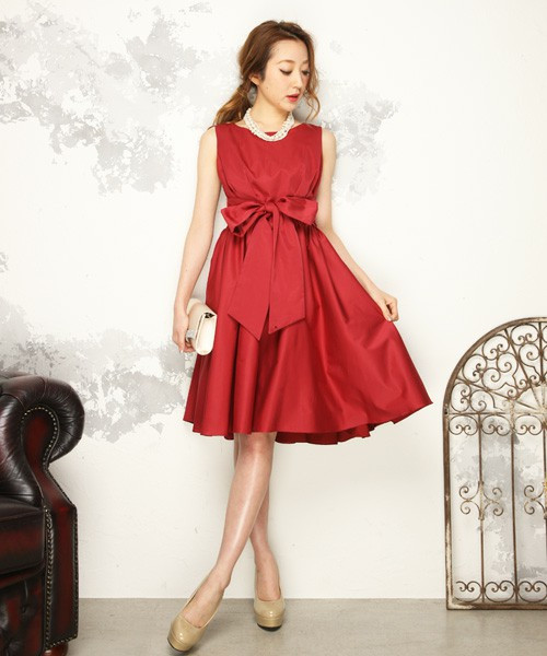 出典:DRESS