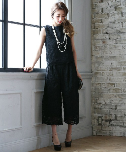 出典:DRESS
