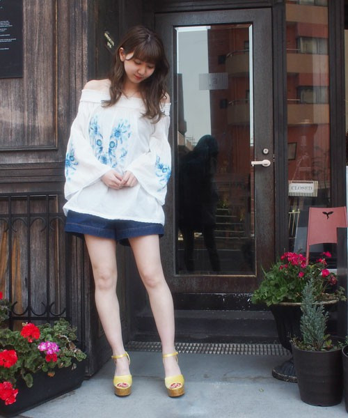 出典:dazzlin