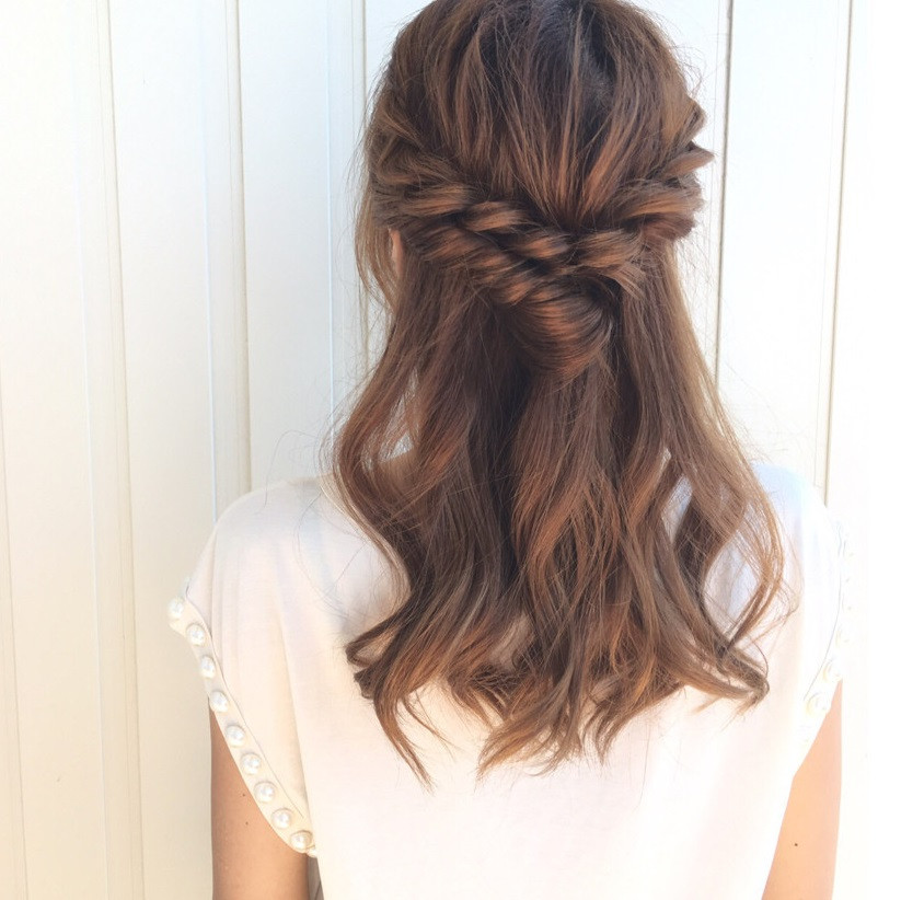 傷んだ髪を隠してオシャレなヘアスタイルに おすすめアレンジ方法 Hair