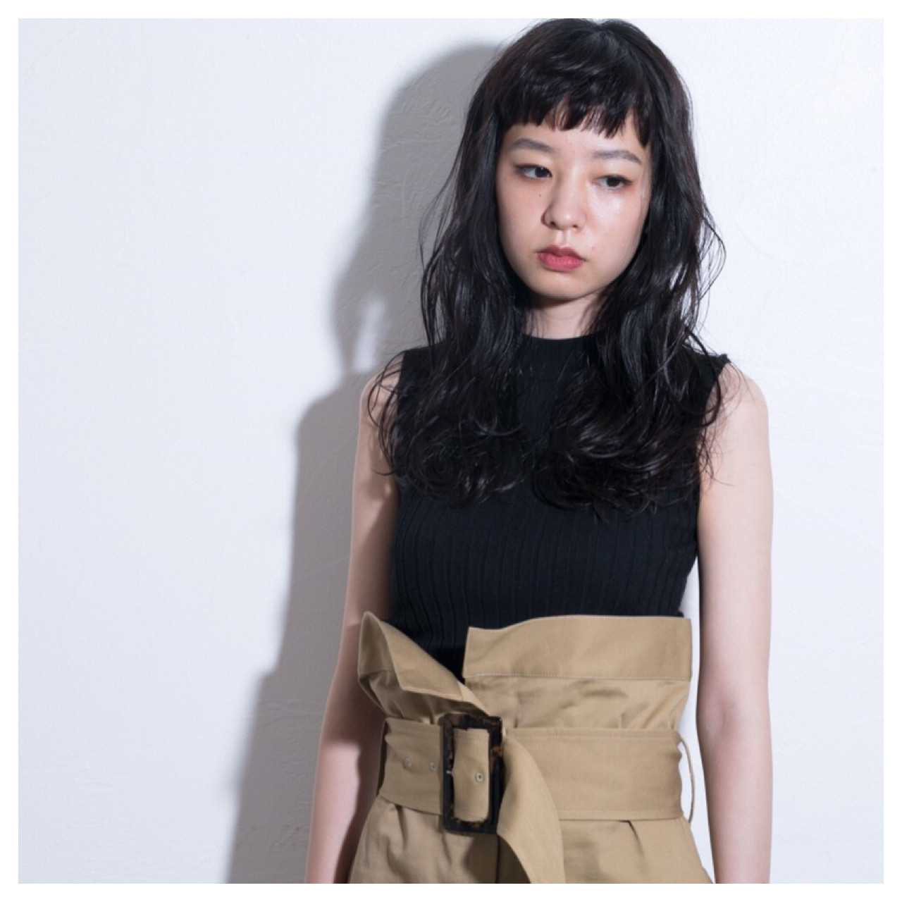重めの前髪×ルーズなウェーブ Emiko Nakanishi