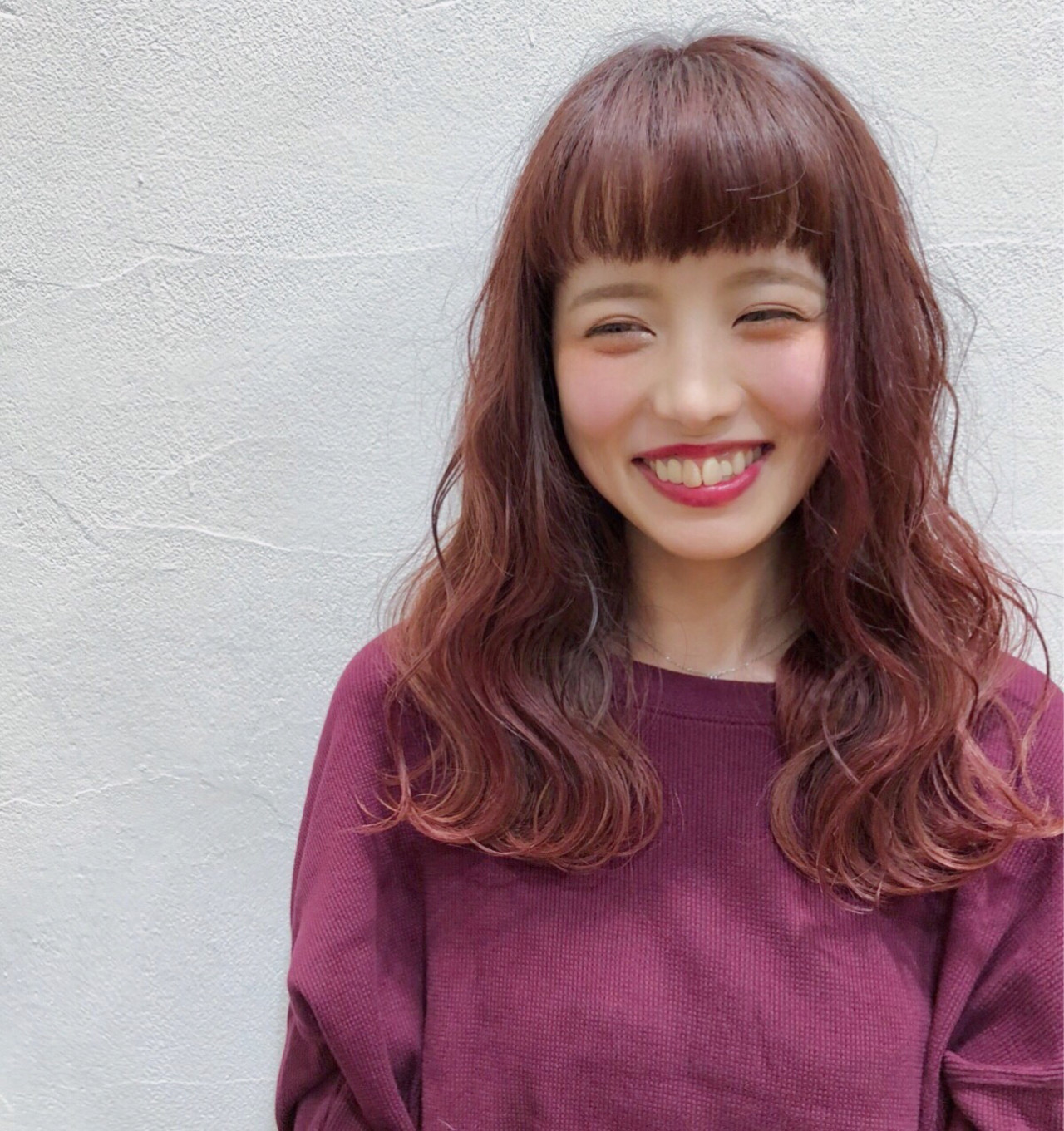 眉上バングでカジュアル感満点の明るい表情づくり 我妻大地