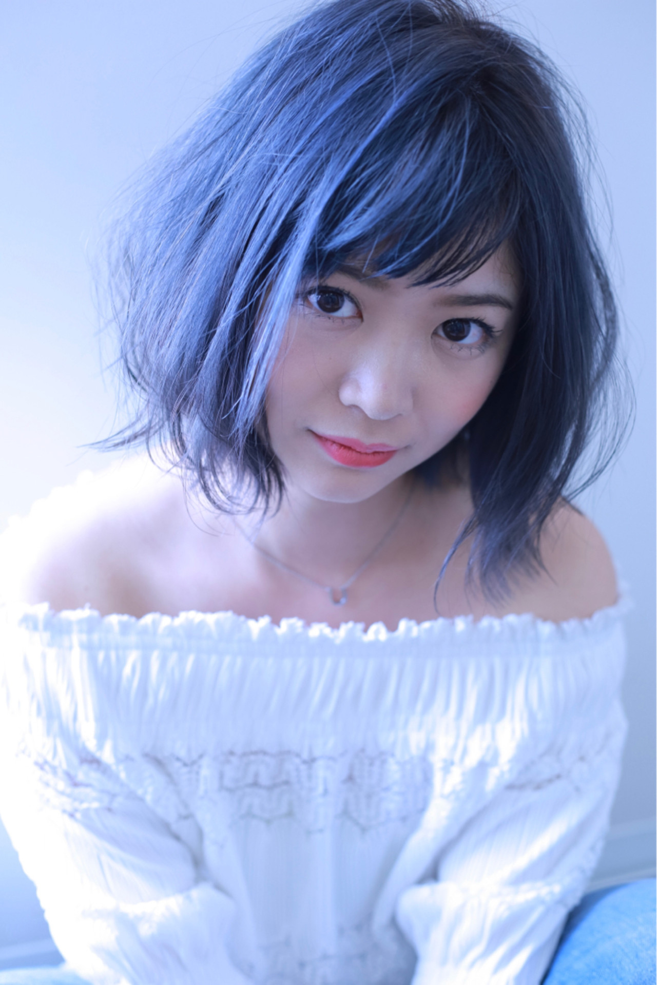 暗めブルーアッシュ+ハイライトで立体感UP! 伊藤 裕貴 | e-style上小田井店