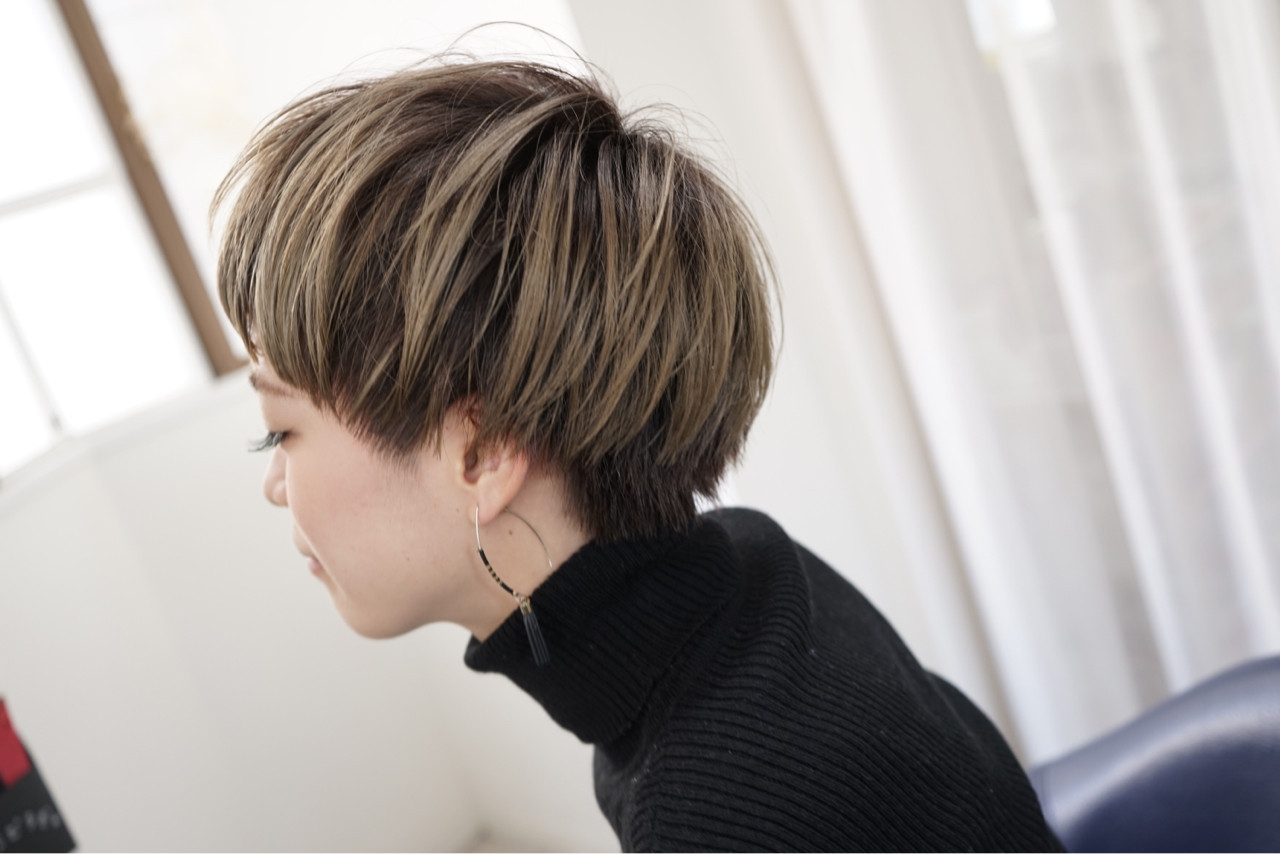 ショートヘアのローライトで活発に♡ 花井啓好