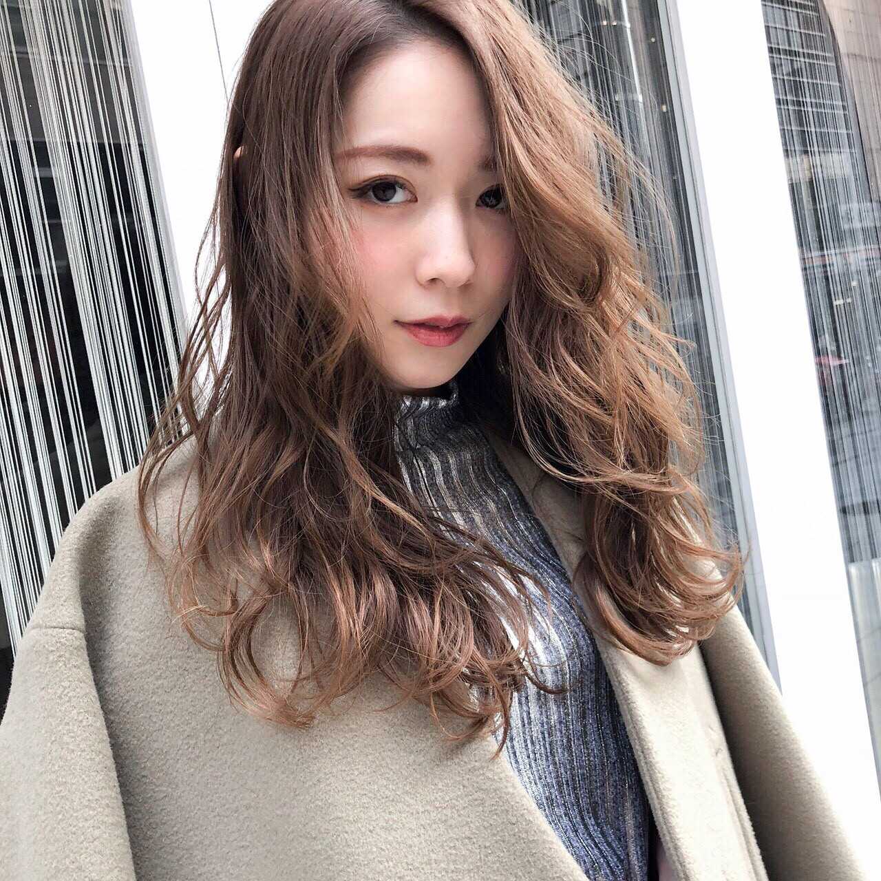 クールでハンサムなかきあげロング 高橋 アリサ