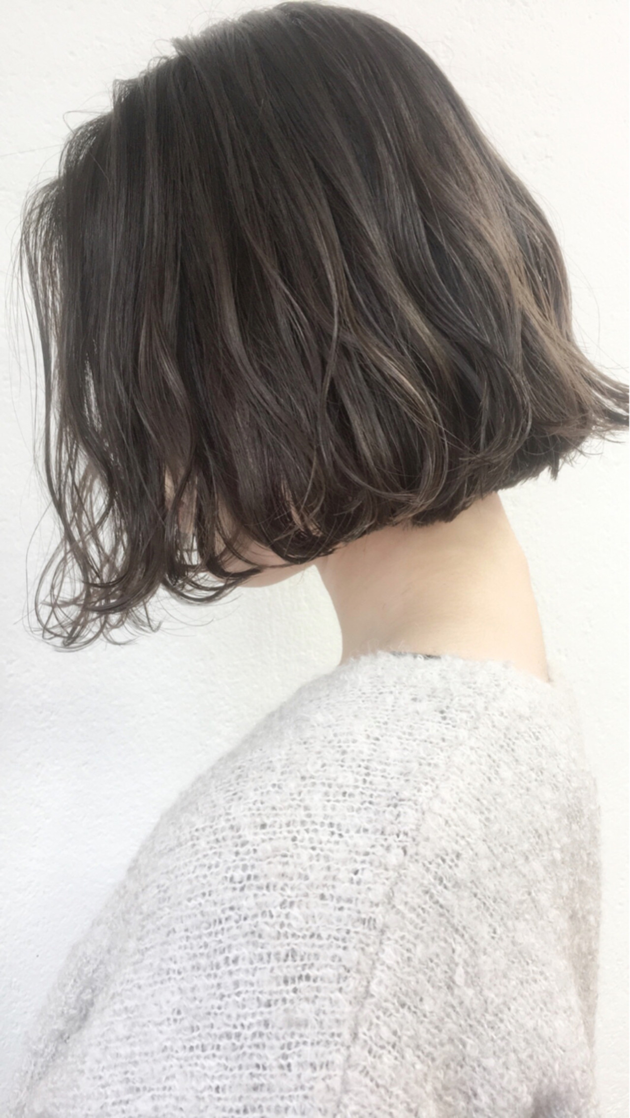 ボブ×アッシュカラー×パーマで愛されヘアに♡ 上田智久 福岡 天神