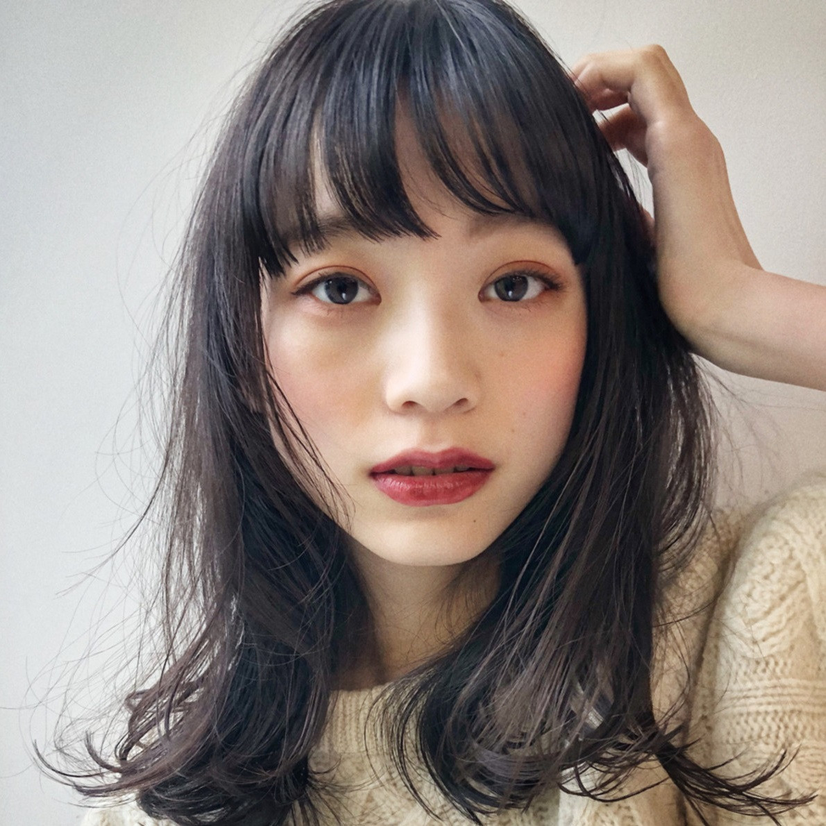 小顔見えヘア 顔型と長さを押さえれば小顔美人になれる髪型に出会える Hair