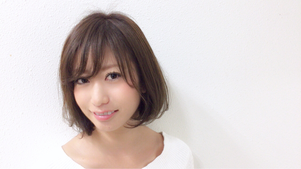 ショートボブ×シースルーでキュートな女性に! Taniguchi Yukiko | HEART