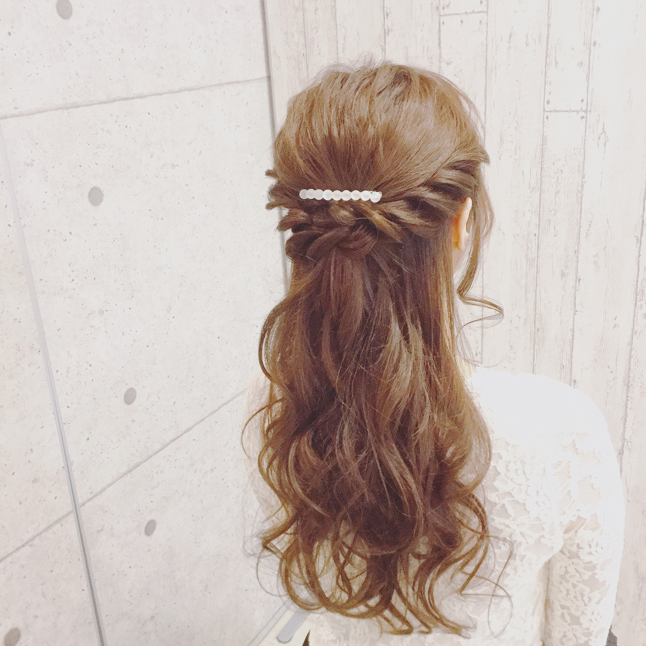 ねじるだけ!オシャレなねじりハーフアップ 髙橋 舞 | GLAMOROUS (グラマラス)