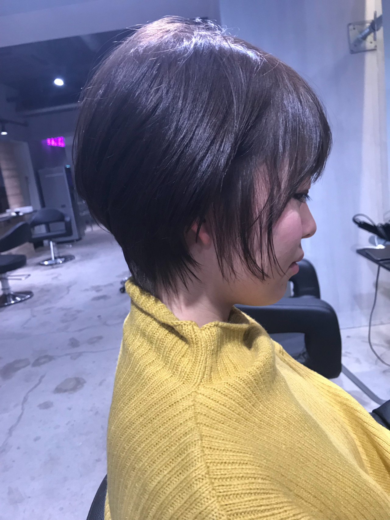後頭部に丸みを持たせると美シルエット♡ 成田 佑弥 | THEATER