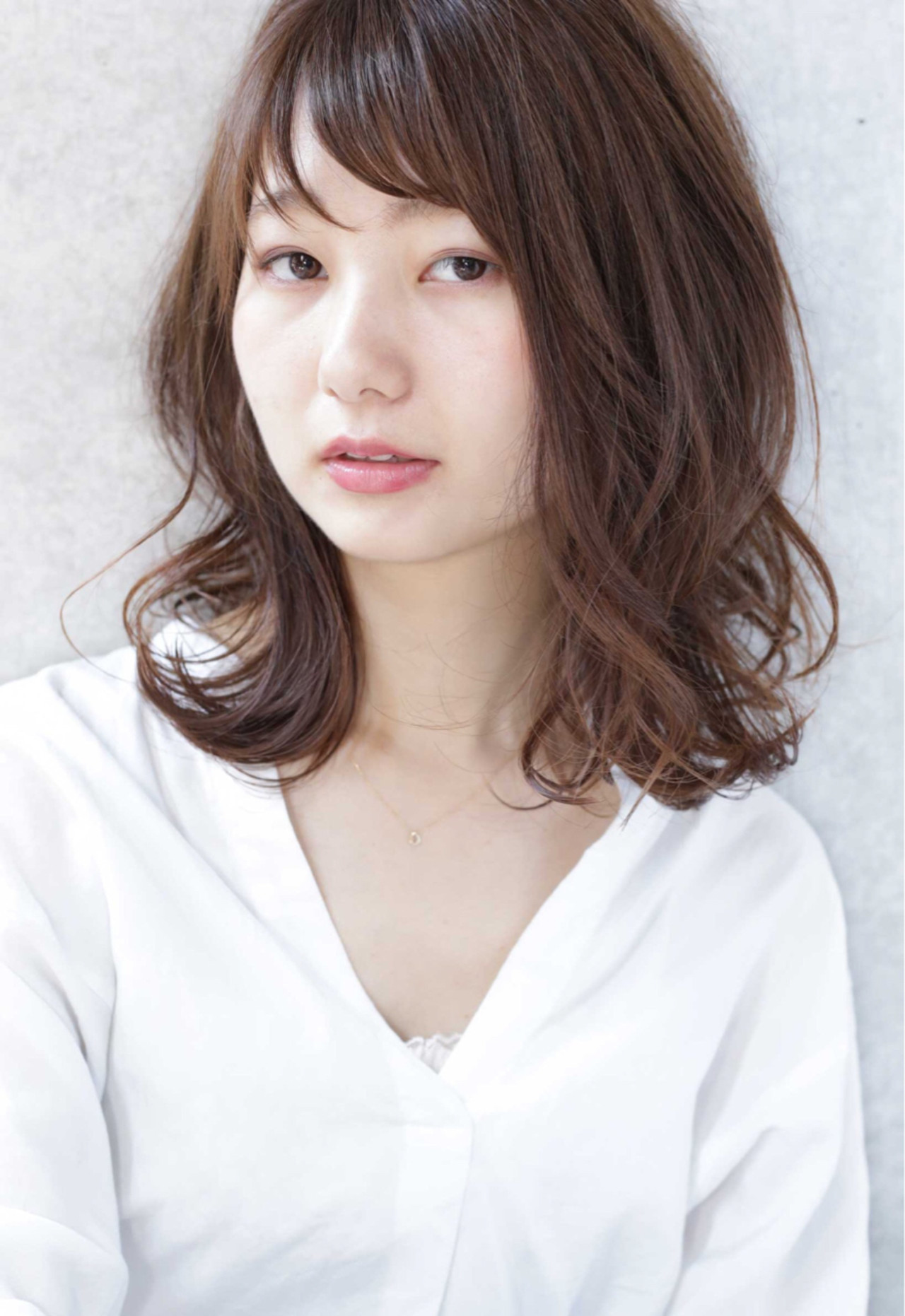 内巻きスタイルに飽きたら外ハネヘアに 比嘉春之 | RUMOR(ルモア)