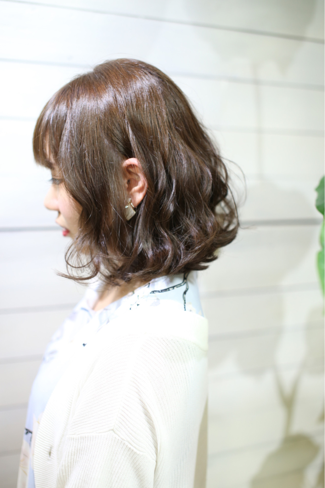 前下がりボブならガーリーな女性に♡ 武久 誠 | savian hair garelly