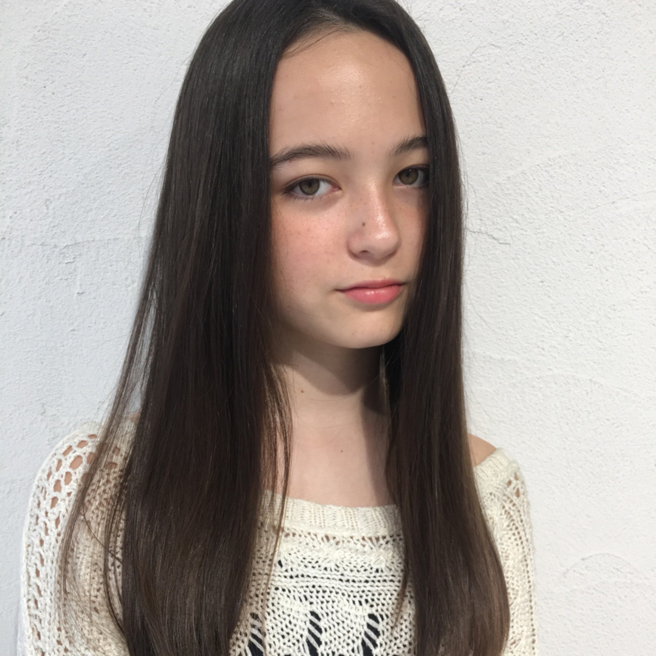 黒髪のストレートロングで 可愛くもカッコよくも自分次第 Hair