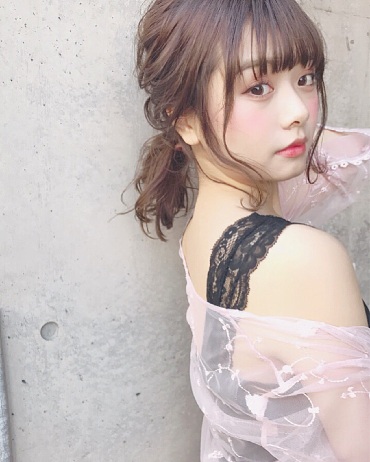 髪を巻いてゆるふわローポニーテール♡ Wataru Maeda | cache cache