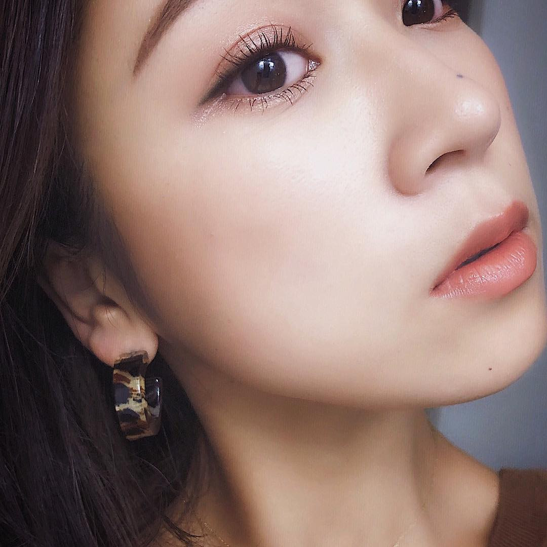 思わず2度見 うっとりするようなツヤ肌ファンデーション 塗り方を伝授 Hair